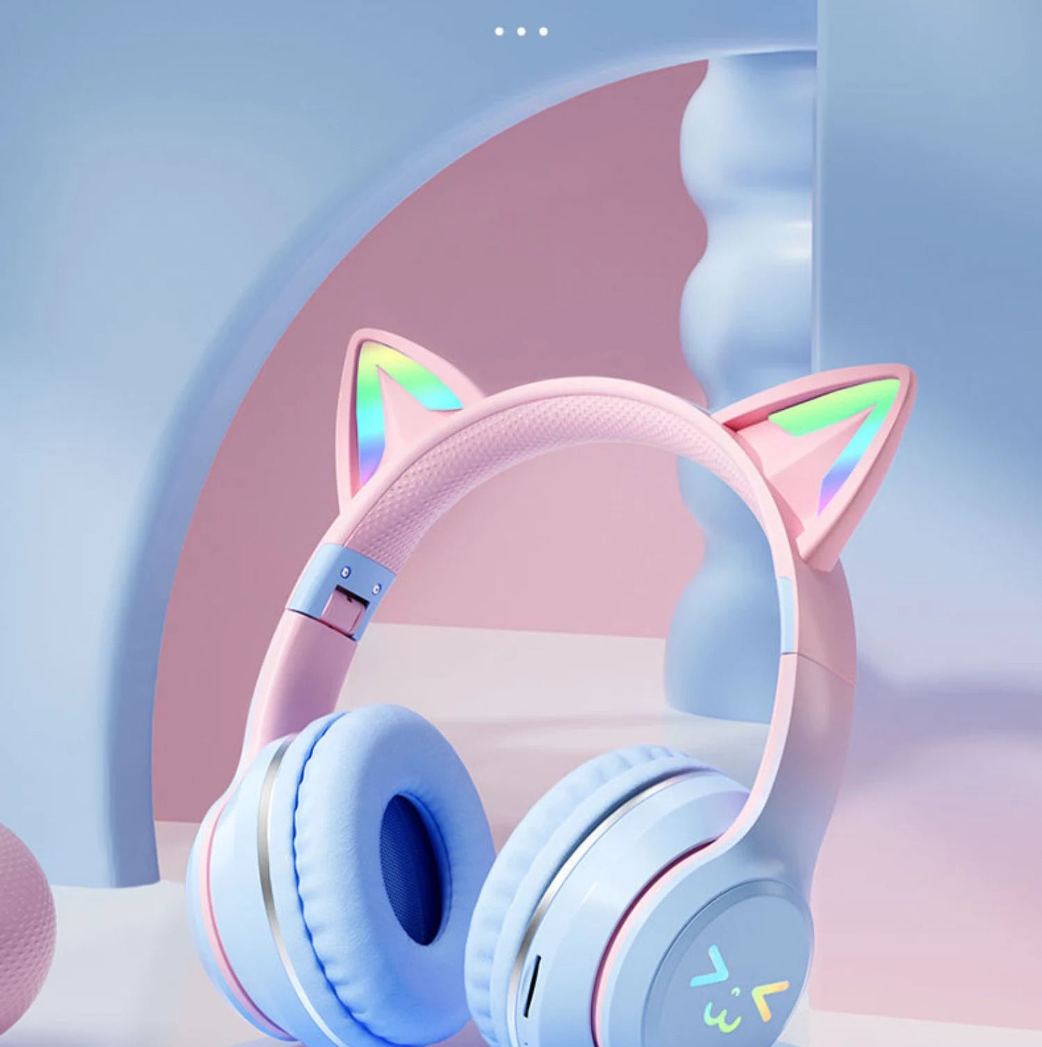 Cat's Ears Headset RGB Light Smile Face TWS Headset Gradient New Headphone Pink Little Girl Earphone Gift Suitable for Any Phone